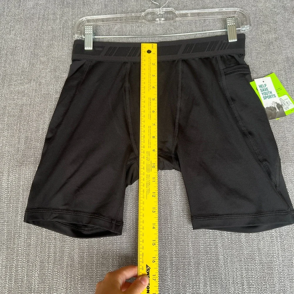 DSG Compression Shorts Mens M Black Athletic Gym Workout Tight Fit Base Layer